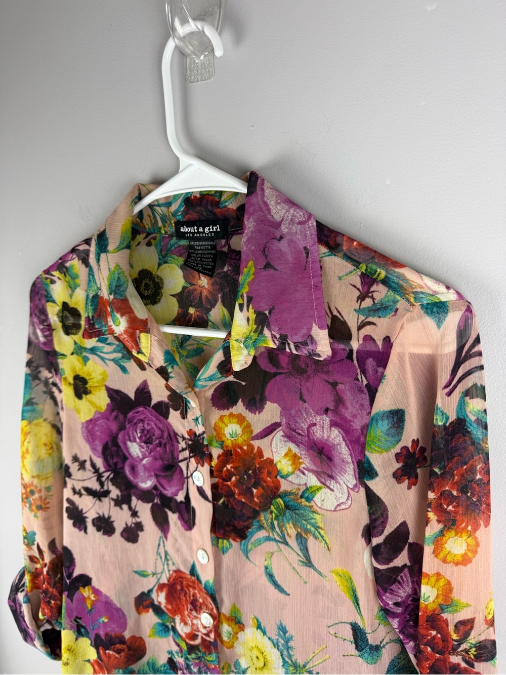 About a Girl Los Angeles Women’s Floral Shear Button Up Collared Blouse SZ XS